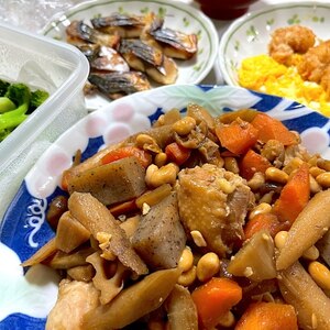 鶏肉と根菜の煮物鍋～西のまるごと鍋